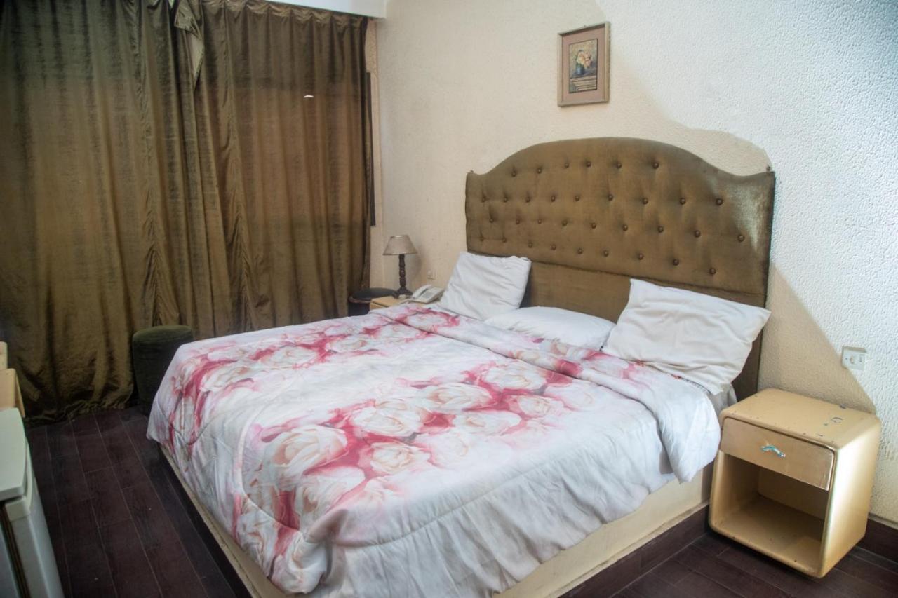 Oasis Hotel Heliopolis Cairo Exterior photo